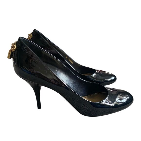 Louis Vuitton Pump Black Patent Leather 9.5 EU 40 Round Toe Dressy Made Italy - Picture 1 of 9